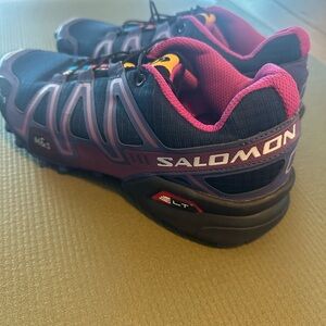 Salomon Speed Cross racing sneakers. Size 8,  perfect condition. Like new.